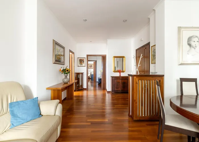 Apartment Aurelia Dream With Terrace Rom